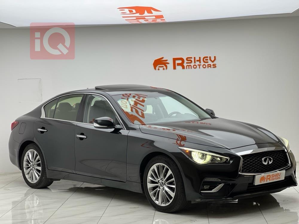 Infiniti Q50